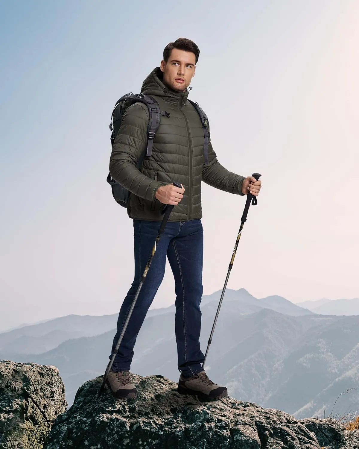 33,000ft Men's Lightweight Packable Insulated Puffer Winter Jacket with Hood, Water-Resistant Down Alternative Puffy Coat