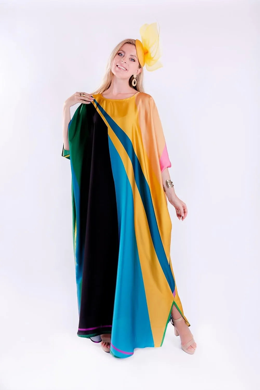 Elegant Satin Silk Kaftan for Women - Luxurious Loungewear for Comfort and Style
