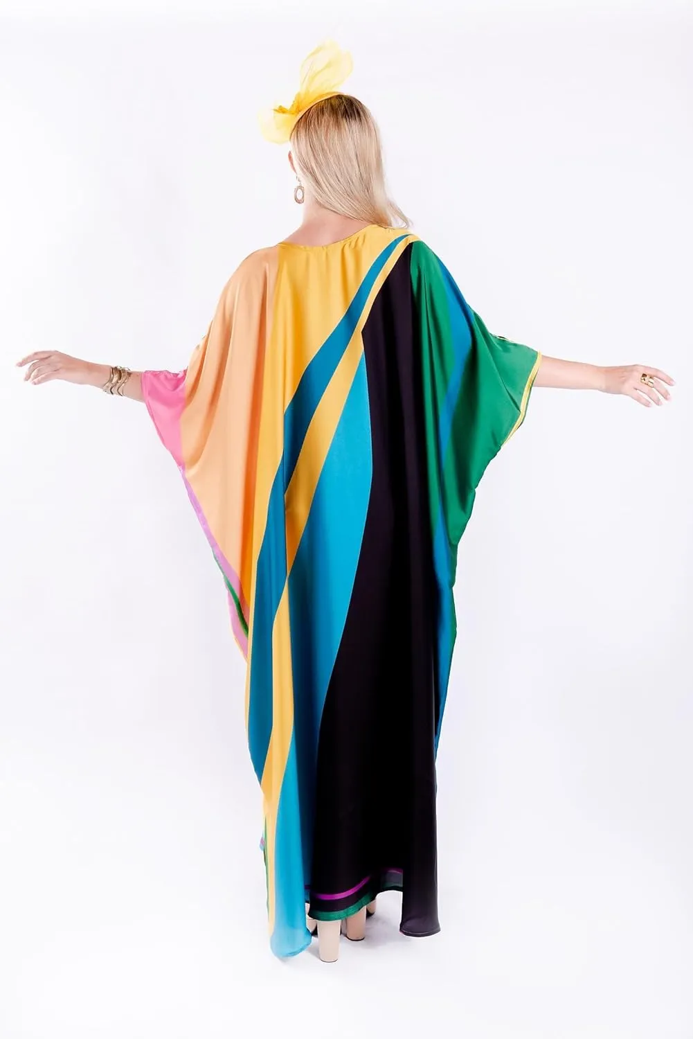 Elegant Satin Silk Kaftan for Women - Luxurious Loungewear for Comfort and Style