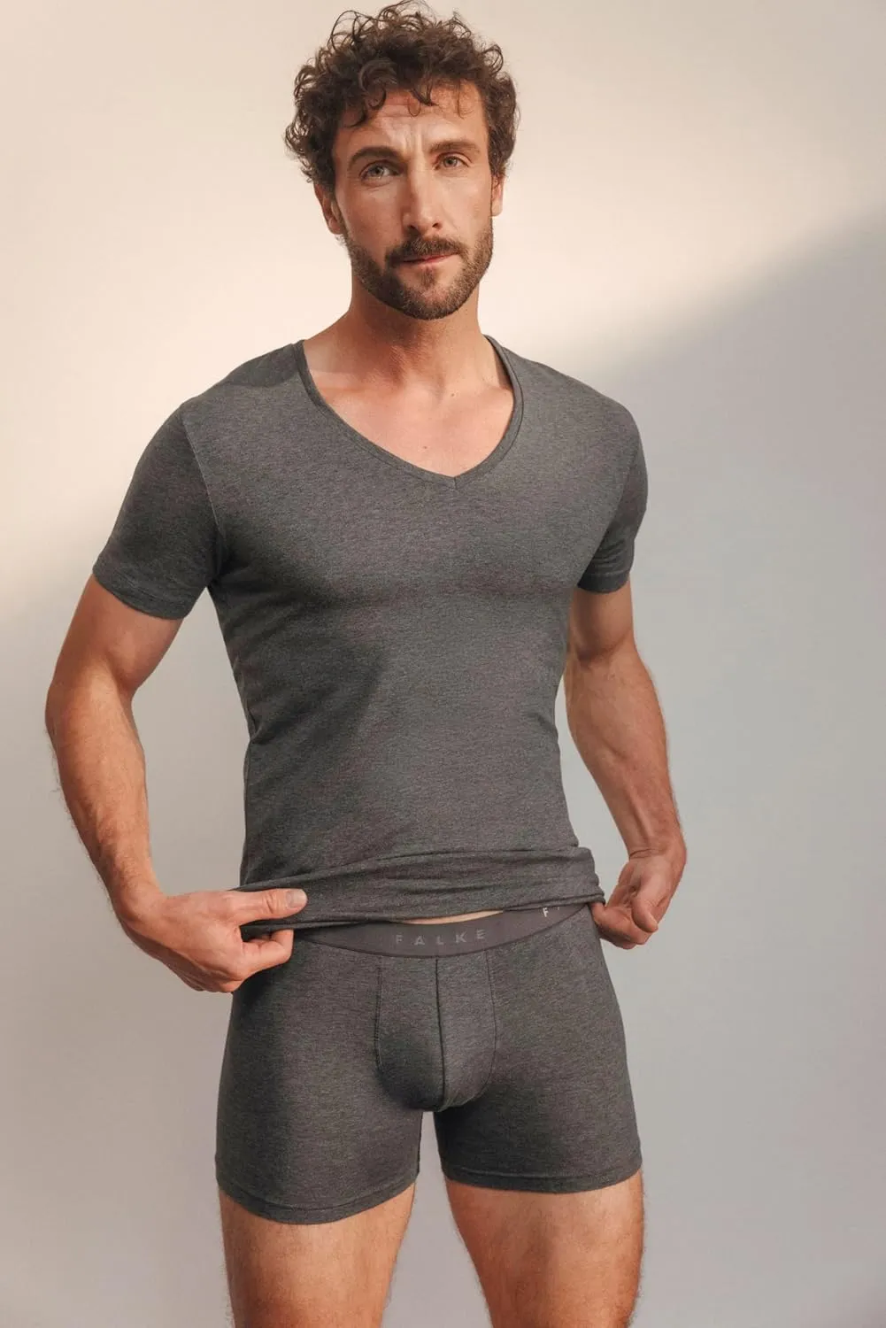 FALKE Men's Daily Comfort Deep V-Neck M 2 Pieces
