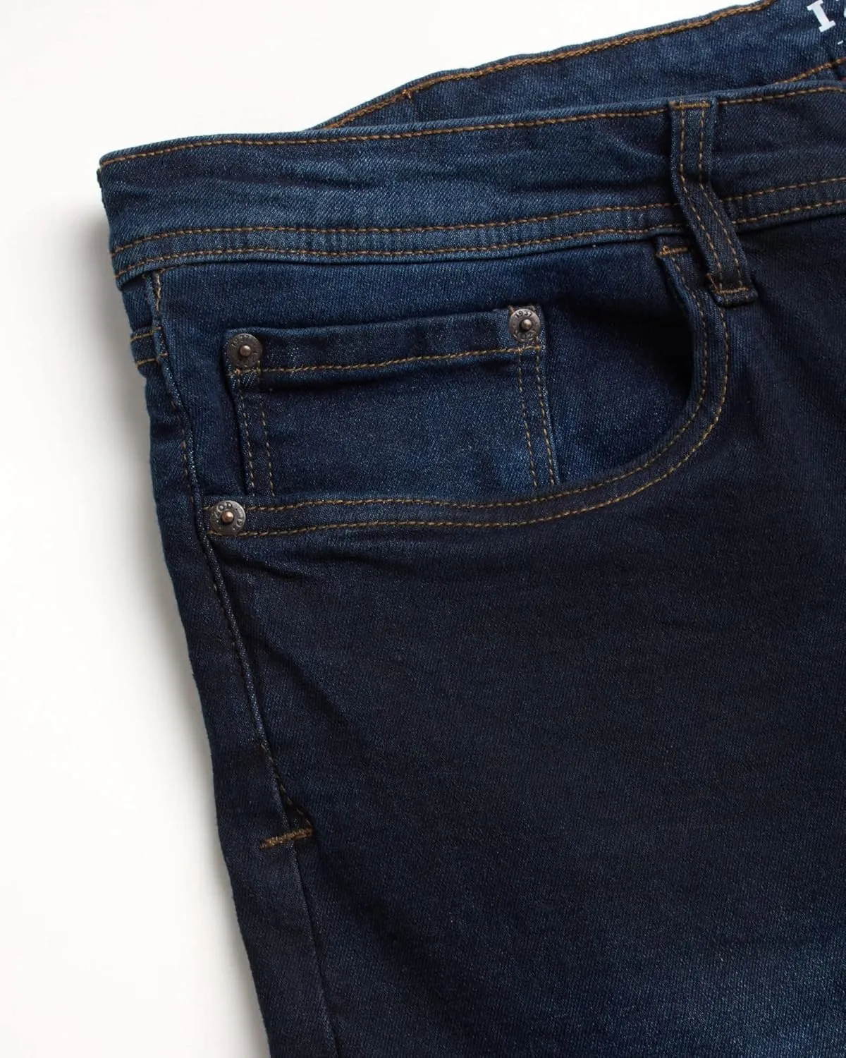 IZOD Men's Denim Jeans - Comfort Stretch Mid Rise Relaxed Fit Jeans for Men - Classic Men's Cotton 5 Pocket Denim Pants