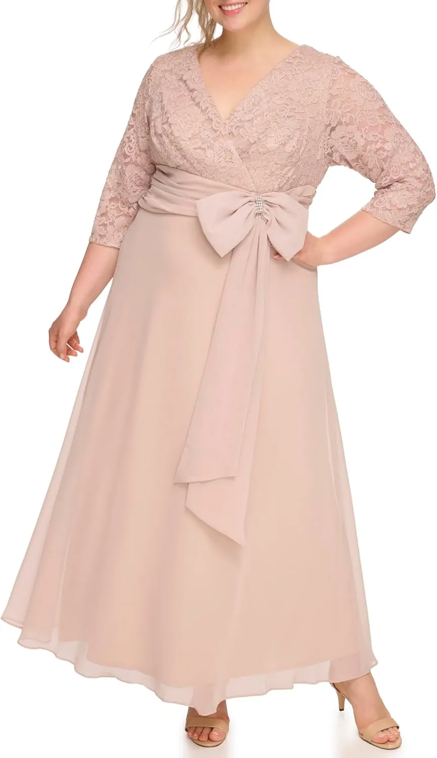 Jessica Howard Women's Lace 3/4 Sleeve V-Neck Maxi Gown  Special Occasion Dress