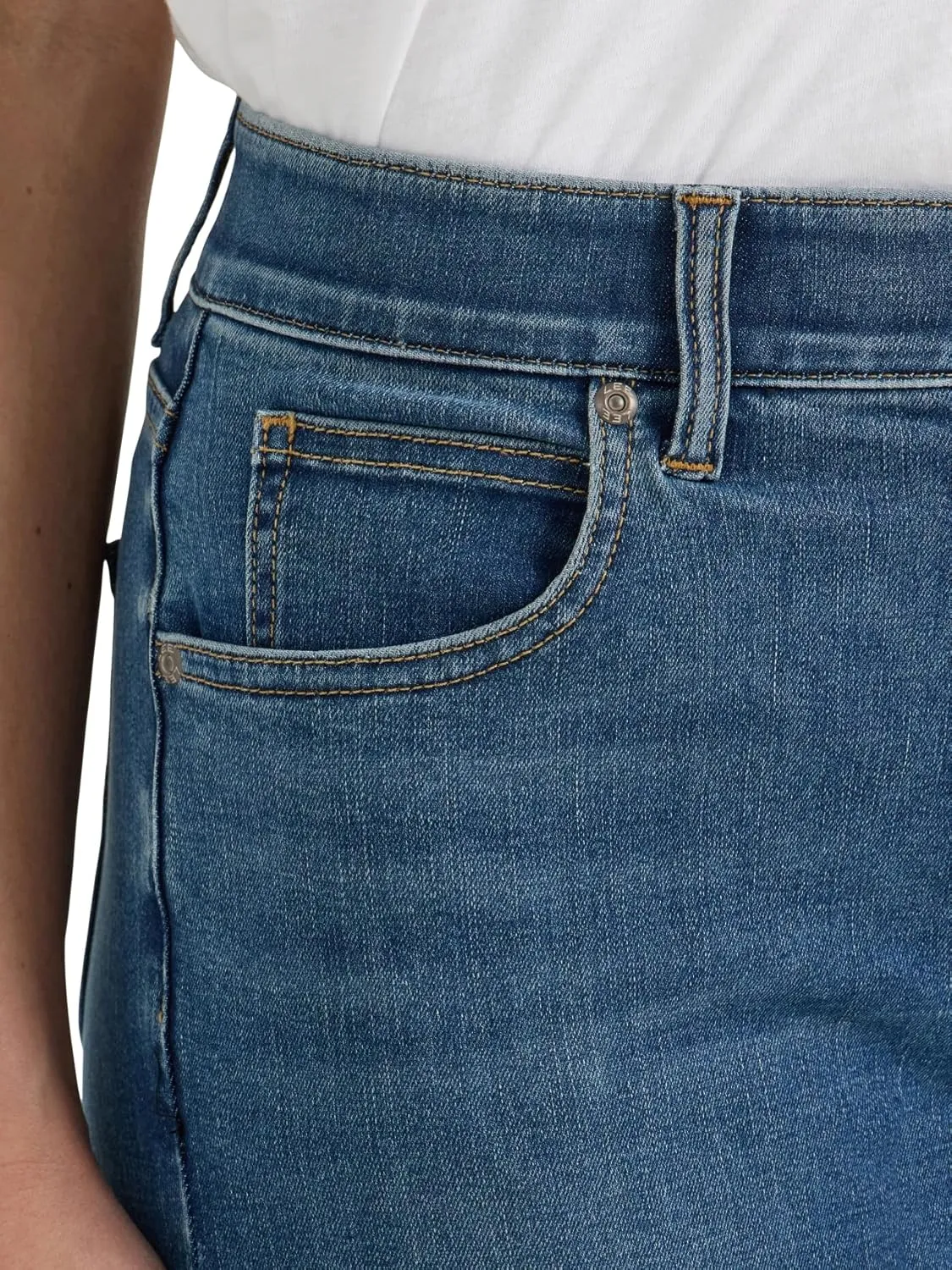 Lee Women's Ultra Lux Comfort with Flex Motion Slim Straight Jean with Ever Fit