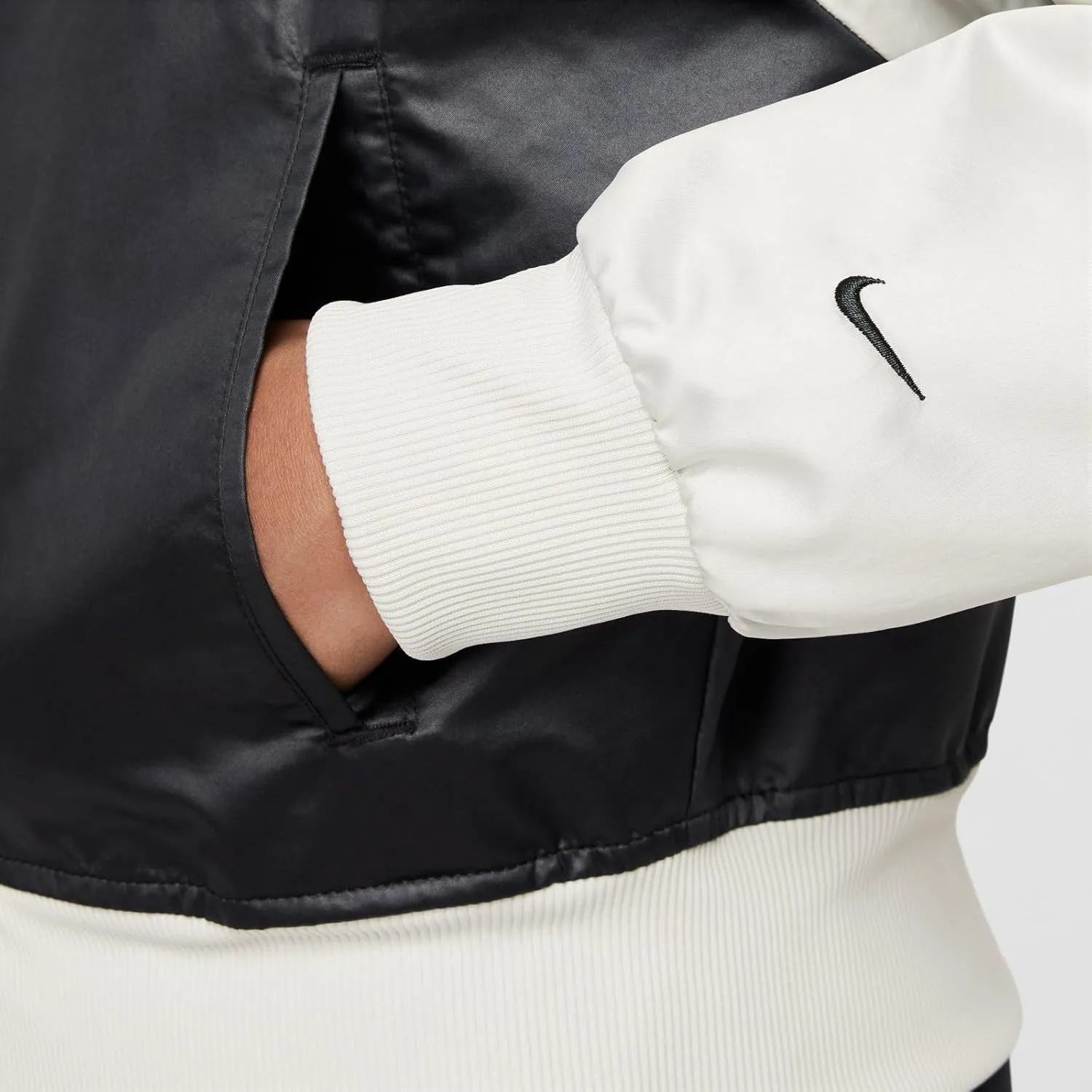 Nike Sportswear Girls' Varsity Jacket (FZ5563-010, Black/Light Bone)