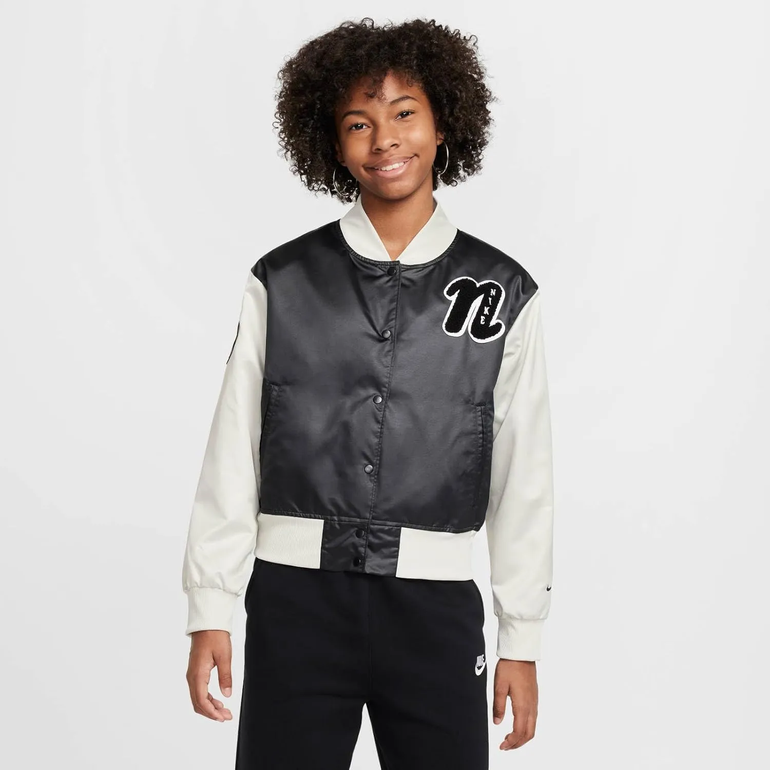 Nike Sportswear Girls' Varsity Jacket (FZ5563-010, Black/Light Bone)