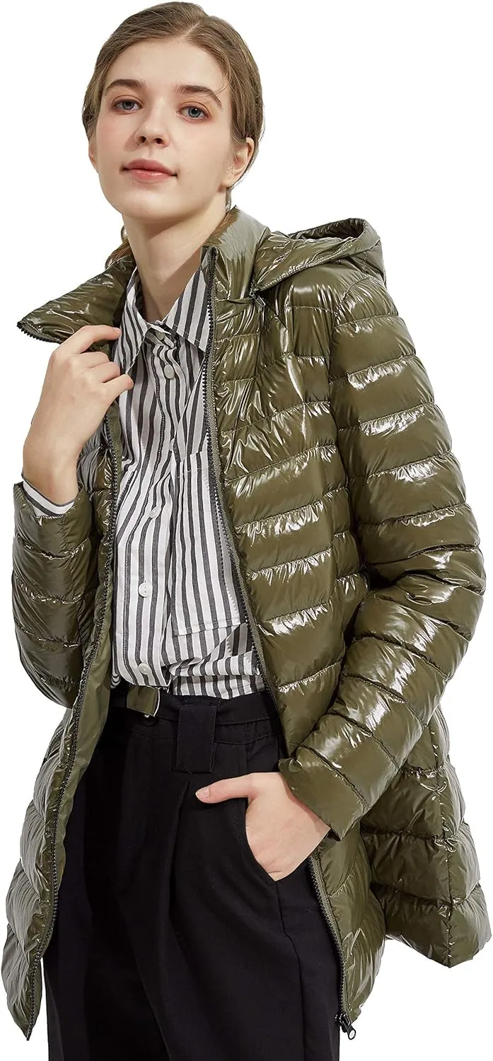Orolay Women's Light Quilted Down Jacket Bubble Coat Packable Hooded Puffer Jacket