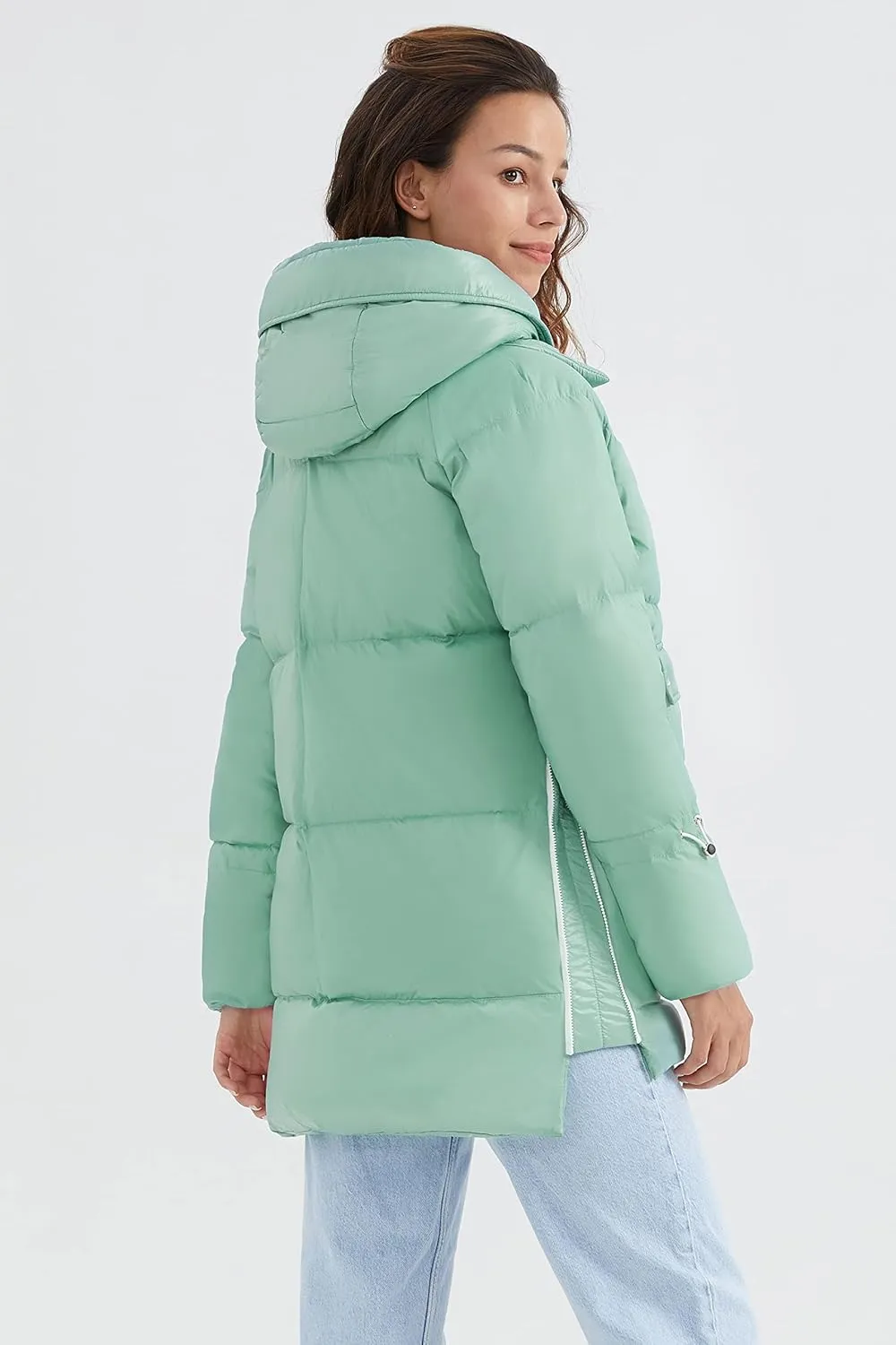 Orolay Women's Winter Thickened Down Coat Windproof Hooded Puffer Jacket with 6 Pockets
