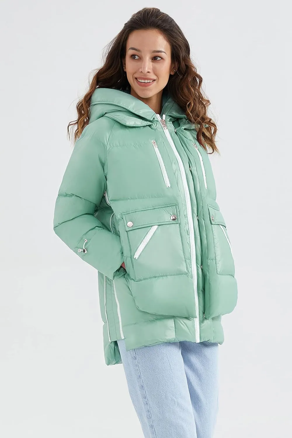 Orolay Women's Winter Thickened Down Coat Windproof Hooded Puffer Jacket with 6 Pockets