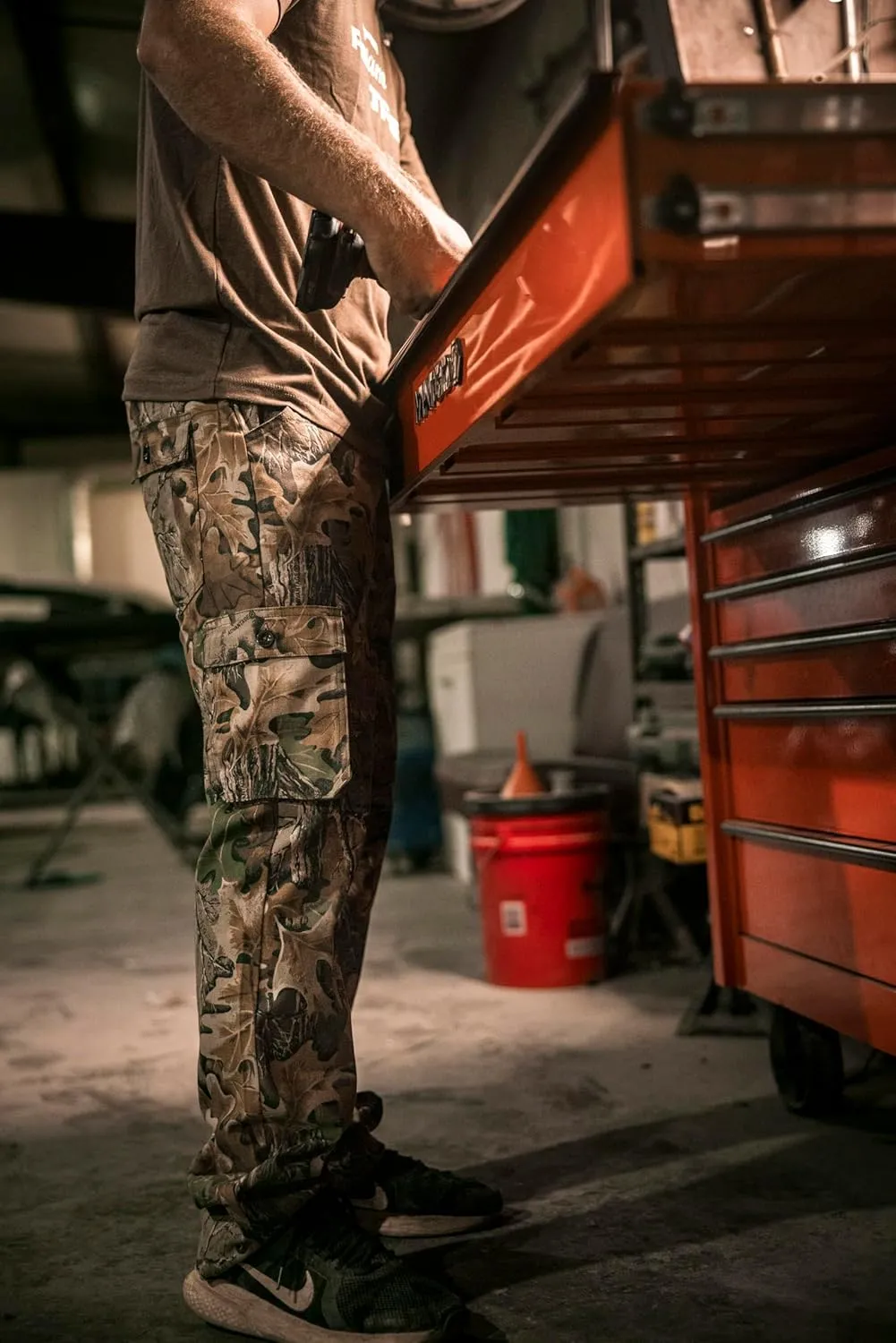 Realtree Men's Camo Hunting Pants, Mid Rise, Durable Cargo Pants with 6-Pocket, Comfort Fit, Men's Outdoor Pants