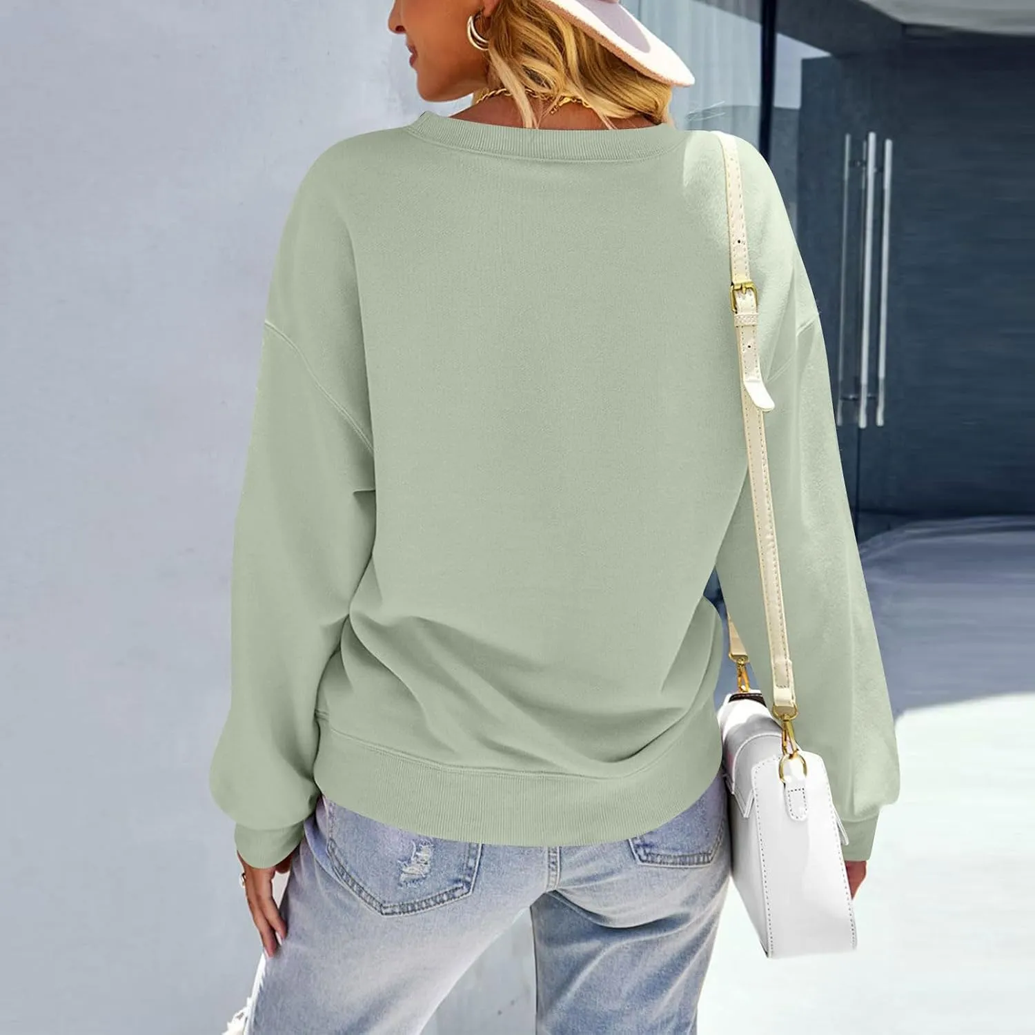 Women Crew Neck Sweatshirts Fall Casual Oversized Sweatshirts Long Sleeve Cute Preppy Sweatshirt Comfort Pullover