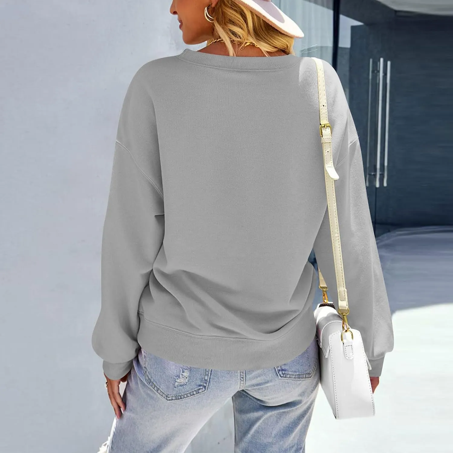 Women Crew Neck Sweatshirts Fall Casual Oversized Sweatshirts Long Sleeve Cute Preppy Sweatshirt Comfort Pullover