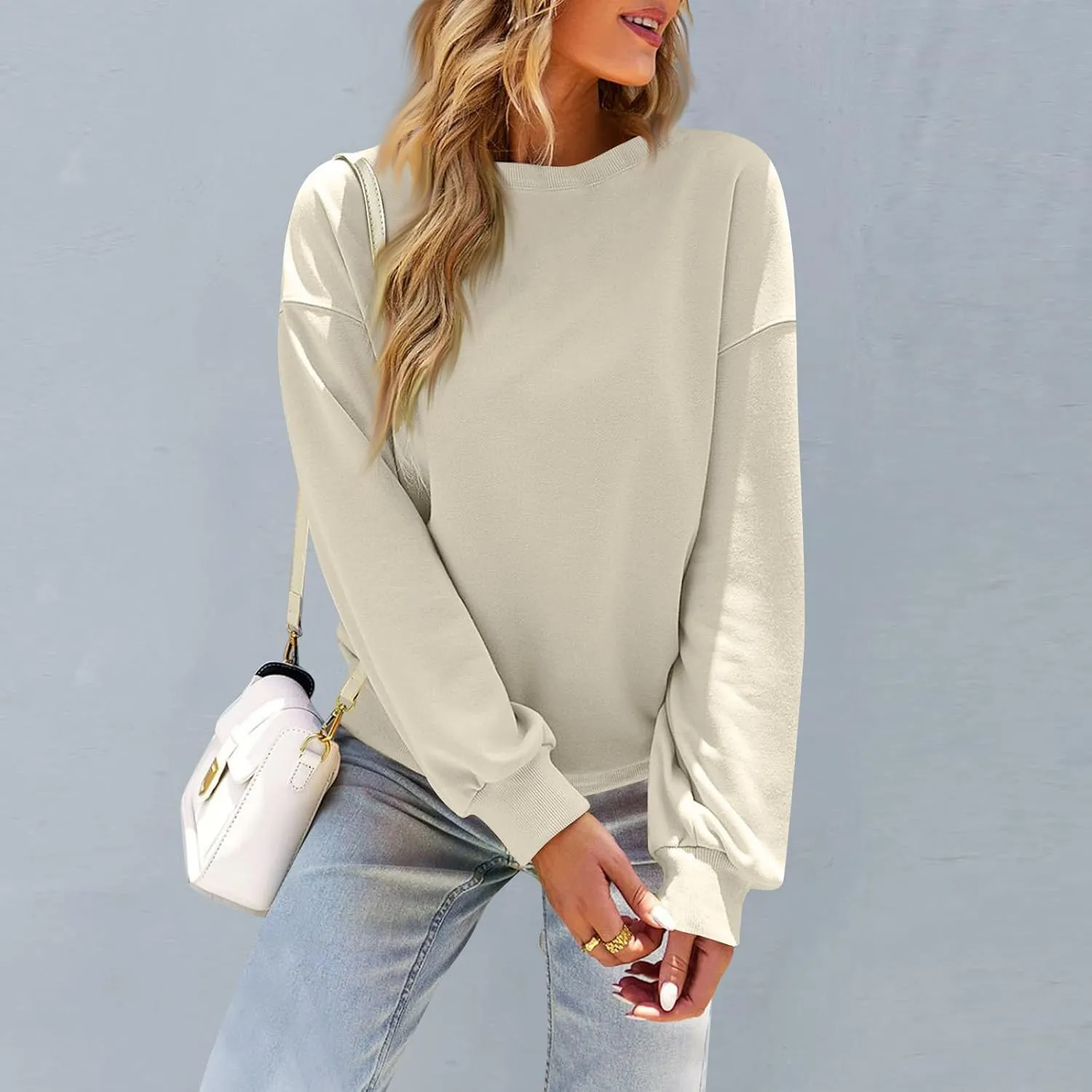 Women Crew Neck Sweatshirts Fall Casual Oversized Sweatshirts Long Sleeve Cute Preppy Sweatshirt Comfort Pullover